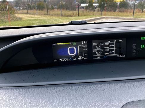 Used 2019 Toyota Prius LE image 24