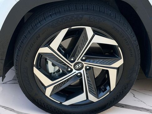 Used 2024 Hyundai Tucson Limited FWD image 5