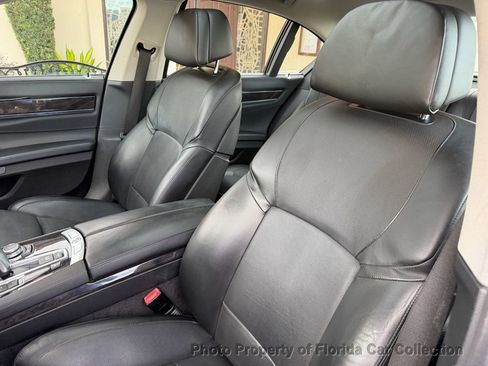 Used 2011 BMW 750i RWD image 8
