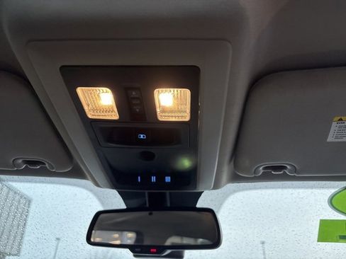 Used 2018 RAM 2500 Laramie w/ Sport Appearance Group image 9