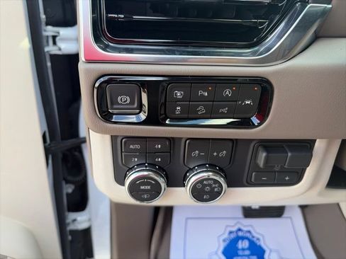 New 2026 GMC Yukon XL Denali w/ Denali Reserve Package AWD/4WD image 20