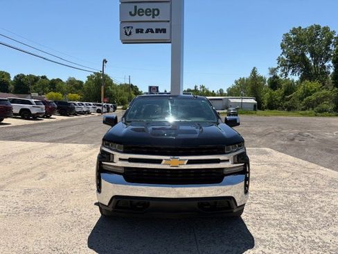 Used 2019 Chevrolet Silverado 1500 LT w/ All-Star Edition AWD/4WD image 2