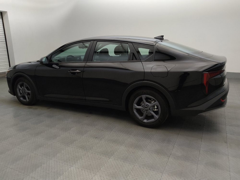Used 2025 Kia K4 FWD image 3