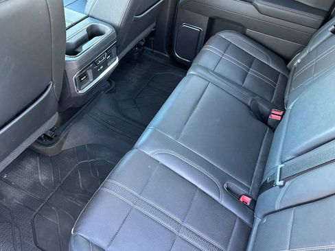 Used 2023 Chevrolet Silverado 1500 High Country w/ Technology Package image 12