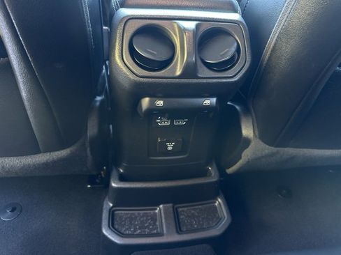 Used 2023 Jeep Wrangler Unlimited Sahara w/ Cold Weather Group image 27