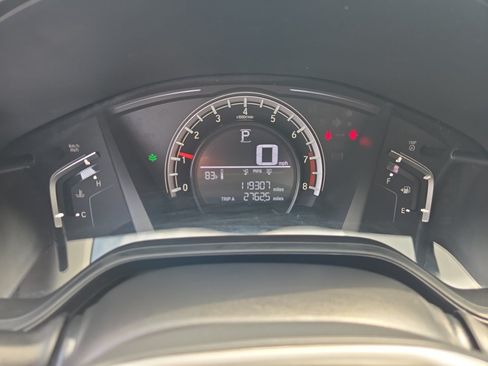 Used 2018 Honda CR-V LX image 14