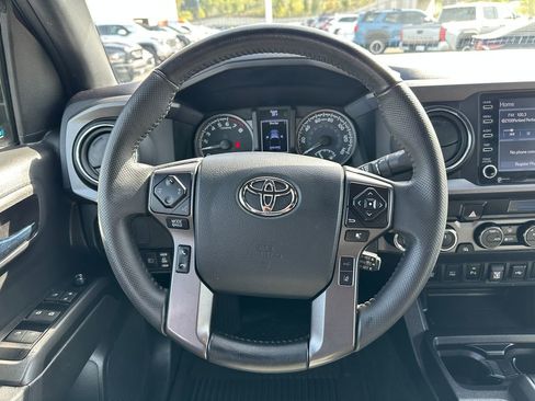 Certified 2023 Toyota Tacoma TRD Off-Road w/ Technology Package AWD/4WD image 20