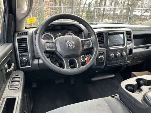 Used 2021 RAM 1500 Tradesman w/ Tradesman SXT Package image 25