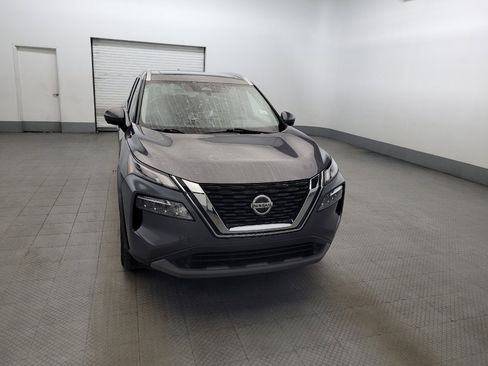 Used 2021 Nissan Rogue SV w/ Premium Package FWD image 14