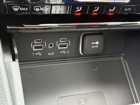 New 2025 Jeep Grand Cherokee Altitude AWD/4WD image 30