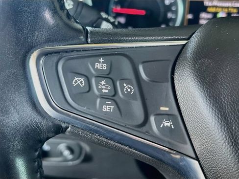 Used 2020 Chevrolet Equinox LT w/ Midnight Edition FWD image 17