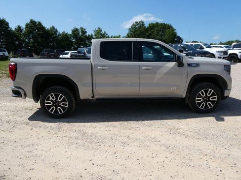 New 2026 GMC Sierra 1500 AT4 w/ AT4 Premium Package AWD/4WD image 3