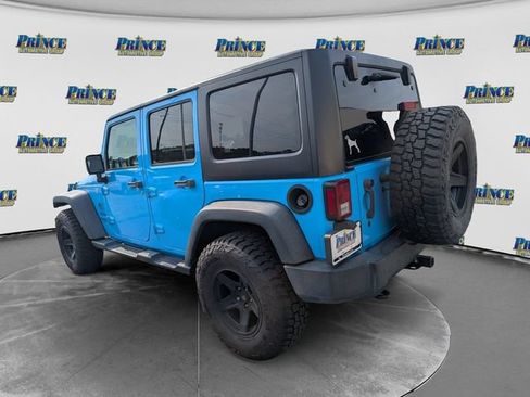 Used 2017 Jeep Wrangler Unlimited Sport w/ Quick Order Package 24S AWD/4WD image 6