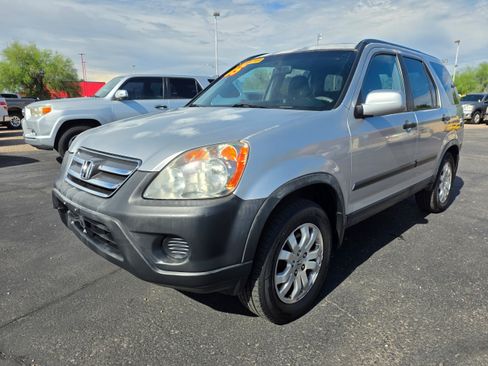 Used 2005 Honda CR-V EX image 1