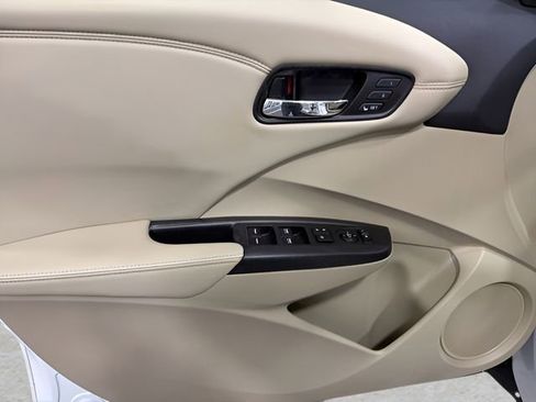 Used 2018 Acura RDX AWD w/ Advance Package image 9