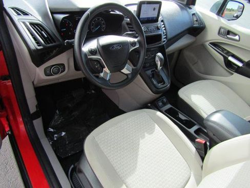 Used 2023 Ford Transit Connect XLT image 2