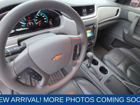 Used 2015 Chevrolet Traverse LS image 12
