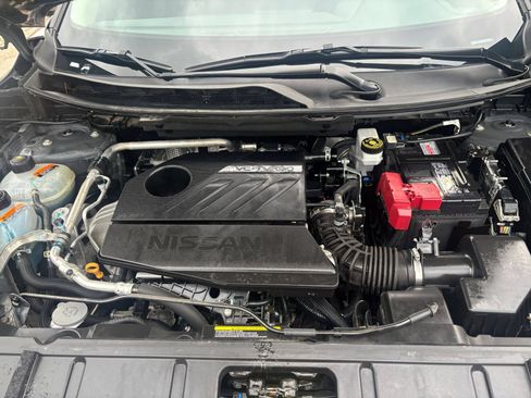 Used 2025 Nissan Rogue SV AWD/4WD image 33