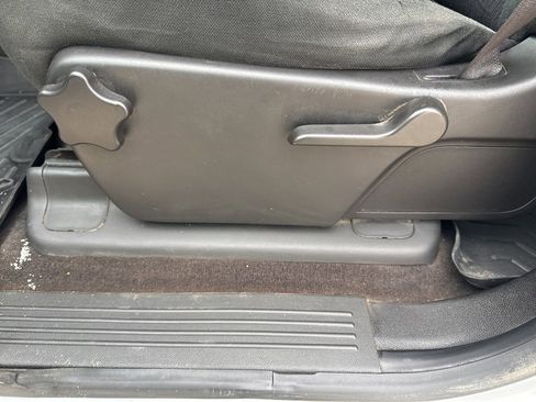 Used 2013 Chevrolet Silverado 2500 LT image 28