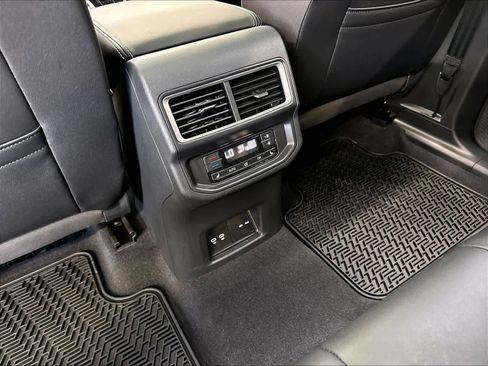 Certified 2026 Volkswagen Atlas SEL Premium R-Line AWD/4WD image 13