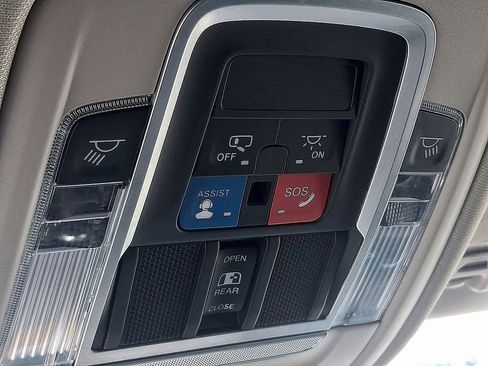 Used 2022 RAM 1500 Laramie image 33