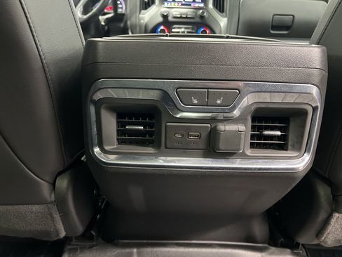 Used 2020 Chevrolet Silverado 1500 LTZ w/ LTZ Plus Package image 11