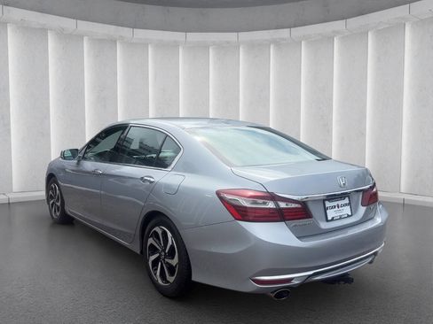Used 2017 Honda Accord EX-L image 3