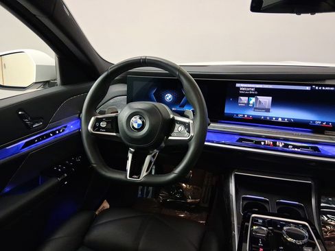 Used 2023 BMW 740i RWD image 28