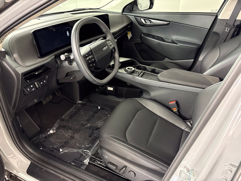 New 2026 Kia EV6 Wind RWD image 28