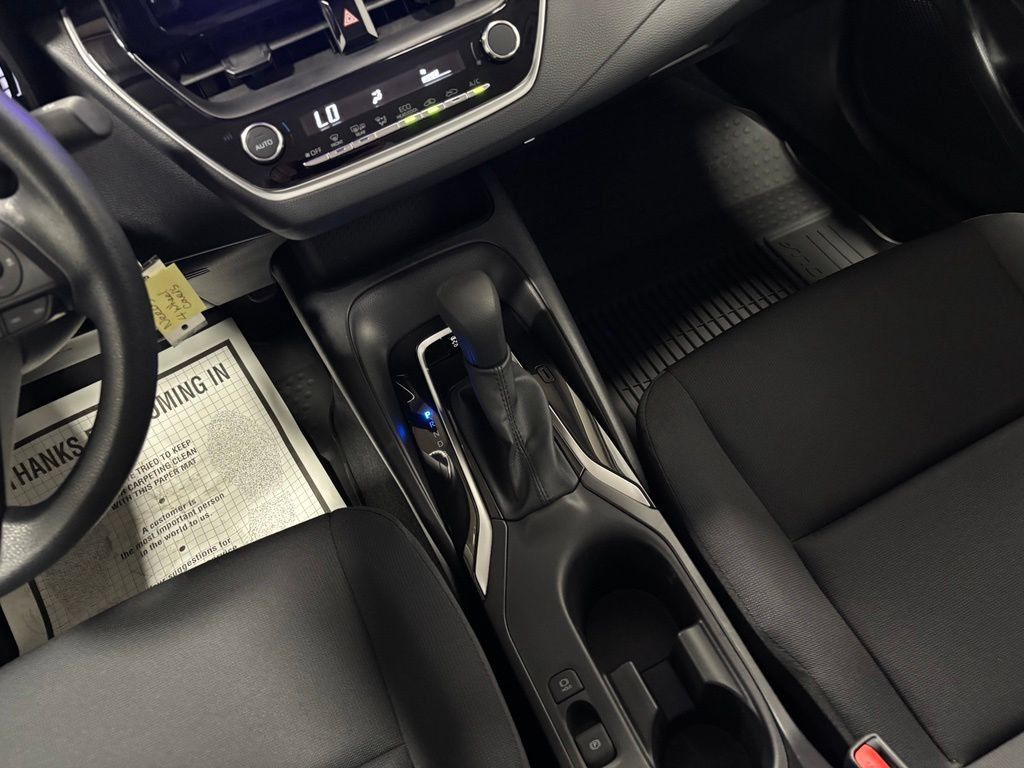 Used 2026 Toyota Corolla LE FWD image 37