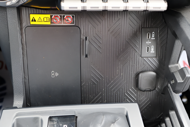 Used 2024 Toyota Tacoma TRD Off-Road w/ TRD Off Road Upgrade Package AWD/4WD image 35