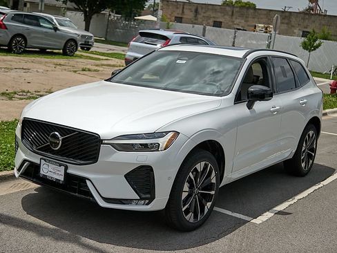 New 2026 Volvo XC60 B5 Plus w/ Protection Package Premier AWD/4WD image 6