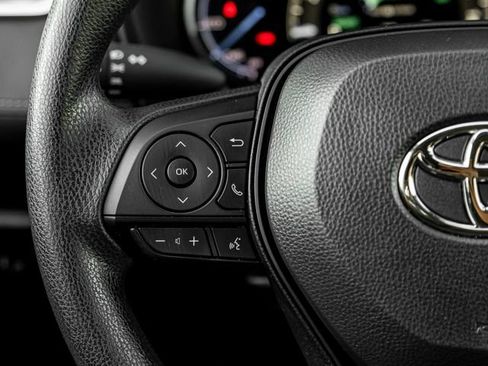 Used 2025 Toyota RAV4 LE AWD/4WD image 20
