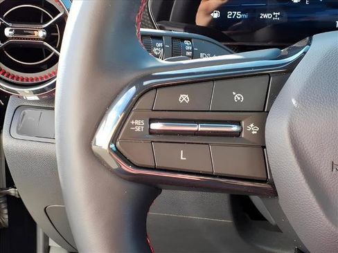 Used 2025 Chevrolet Equinox RS w/ Safety and Technology Package image 15