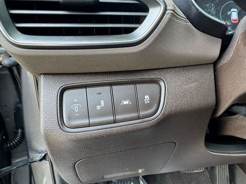 Used 2019 Hyundai Santa Fe SEL w/ Cargo Package FWD image 28