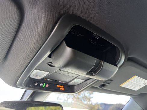 Used 2020 Chevrolet Blazer RS FWD image 21