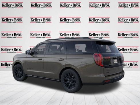 New 2026 Ford Expedition Platinum w/ Stealth Appearance Package AWD/4WD image 5