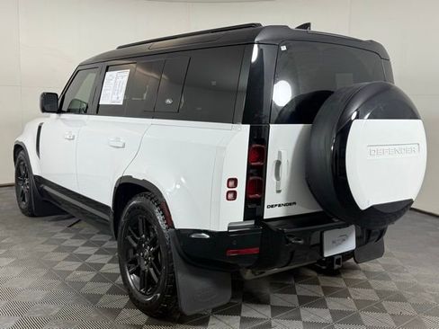 Certified 2024 Land Rover Defender 110 X-Dynamic SE image 4