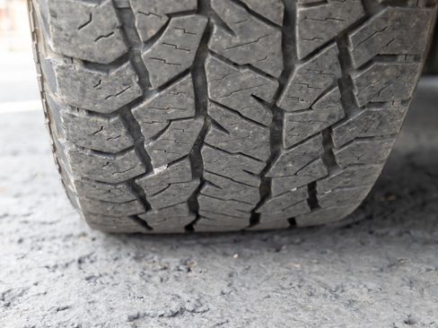 Used 2021 RAM 1500 Laramie image 30