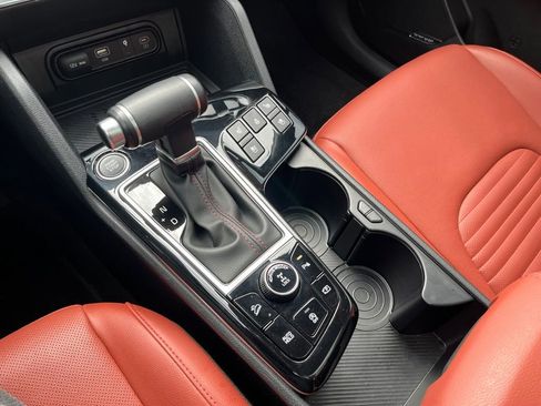 Used 2024 Kia Sportage SX image 26