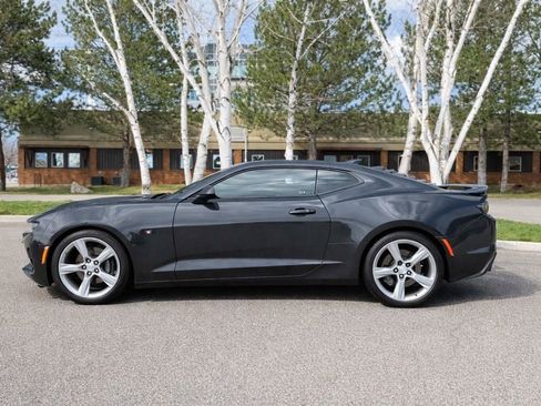 Used 2019 Chevrolet Camaro SS image 4