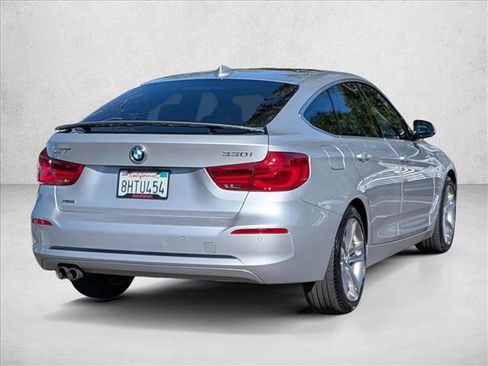 Used 2017 BMW 330i xDrive AWD/4WD image 5