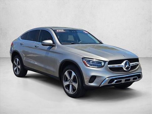 Used 2023 Mercedes-Benz GLC 300 4MATIC Coupe image 3