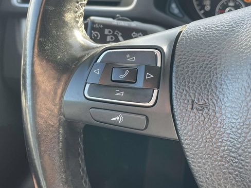 Used 2013 Volkswagen Passat TDI SE FWD image 25