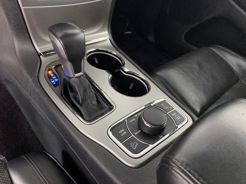 Used 2018 Jeep Grand Cherokee High Altitude AWD/4WD image 30
