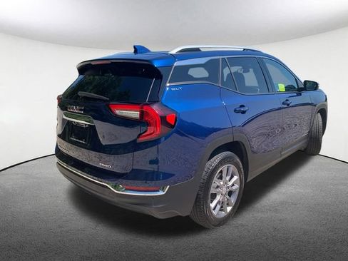 Used 2022 GMC Terrain SLT AWD/4WD image 14