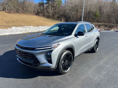 New 2026 Chevrolet Trax ACTIV w/ Sunroof Package