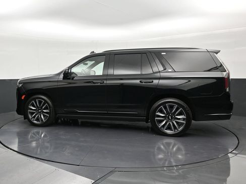 Used 2024 Cadillac Escalade Sport Platinum w/ LPO, Floor Liner Package AWD/4WD image 2