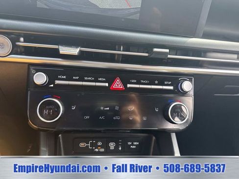 Used 2025 Hyundai Tucson SEL AWD/4WD image 24