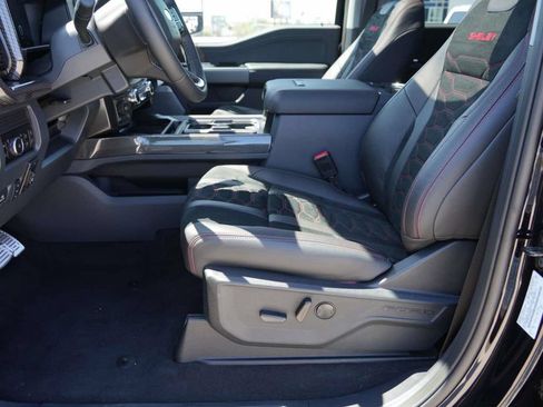 New 2026 Ford F250 Lariat w/ Black Appearance Package AWD/4WD image 32